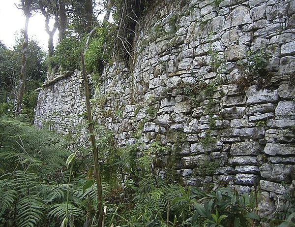Walls in Soloco - Chachapoyas.