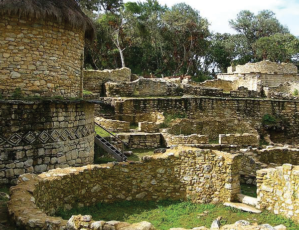 Image at inside of Kuélap.